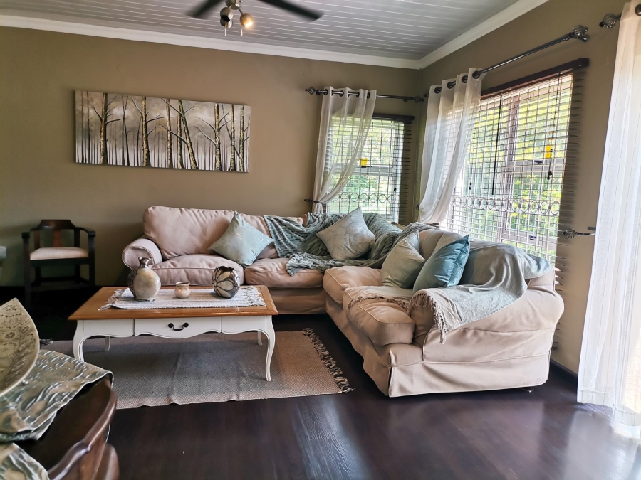 3 Bedroom Property for Sale in Safari Gardens North West
